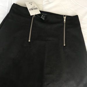 Forever 21 black suede mini skirt.